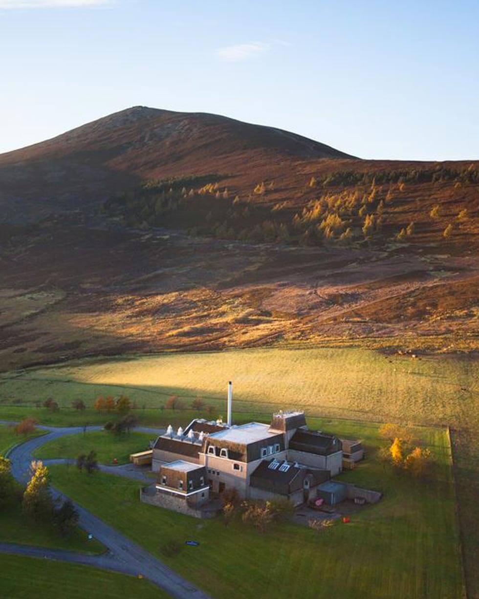 Nicol Directional Drilling - Projects - Allt a Bhainne - The Allt a Bhainne distillery, the beneficiary of the new gas pipeline installed using directional drilling techniques